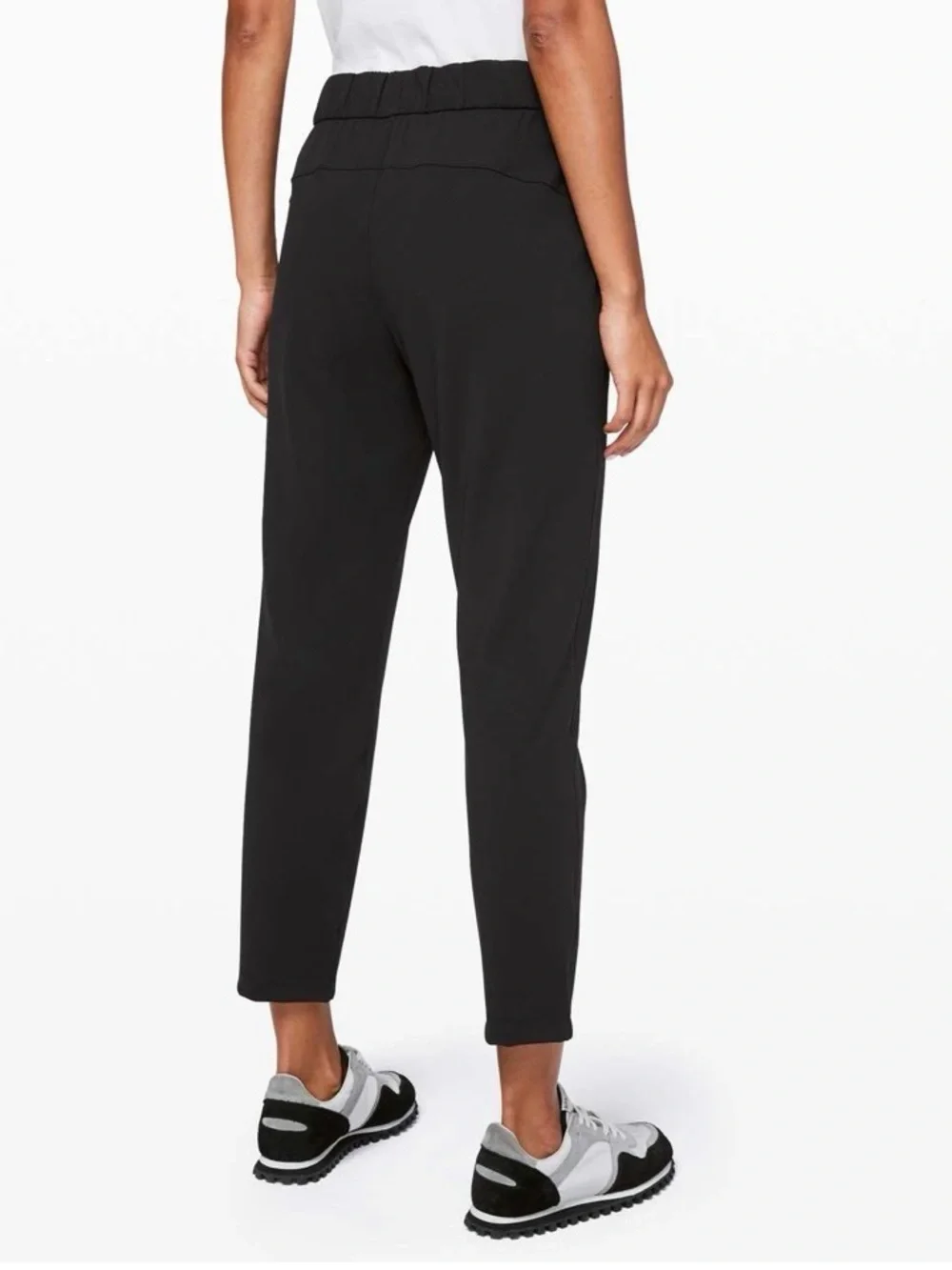 Lululemon Athletica On the Fly pants, 27”, black , size 6